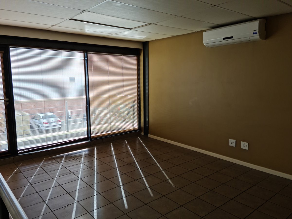 To Let commercial Property for Rent in Mall Interchange Western Cape